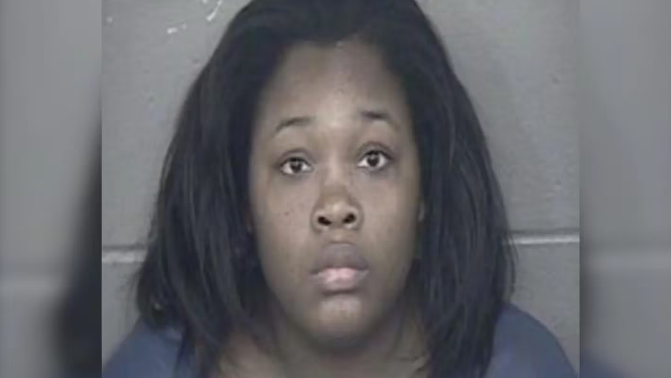 Una mujer puso a su beba de un mes en el horno “por accidente” y murió carbonizada