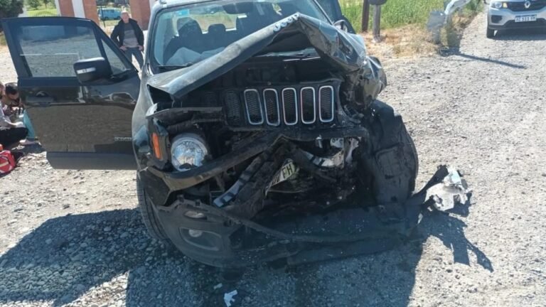 Una nena de tres años está grave tras violento choque frontal en la Ruta 40