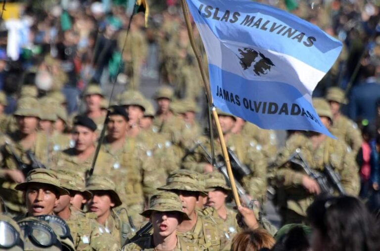 El desfile de los veteranos de Malvinas fue cancelado: “No nos sorprende”