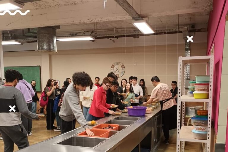 Comenzó a funcionar el comedor universitario y la vianda cuesta $100