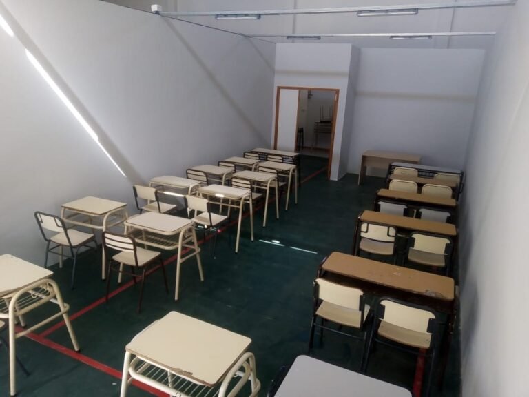 Construyen nuevas aulas en el Centro de Formación Profesional N°652 para que funcione allí Biología Marina 