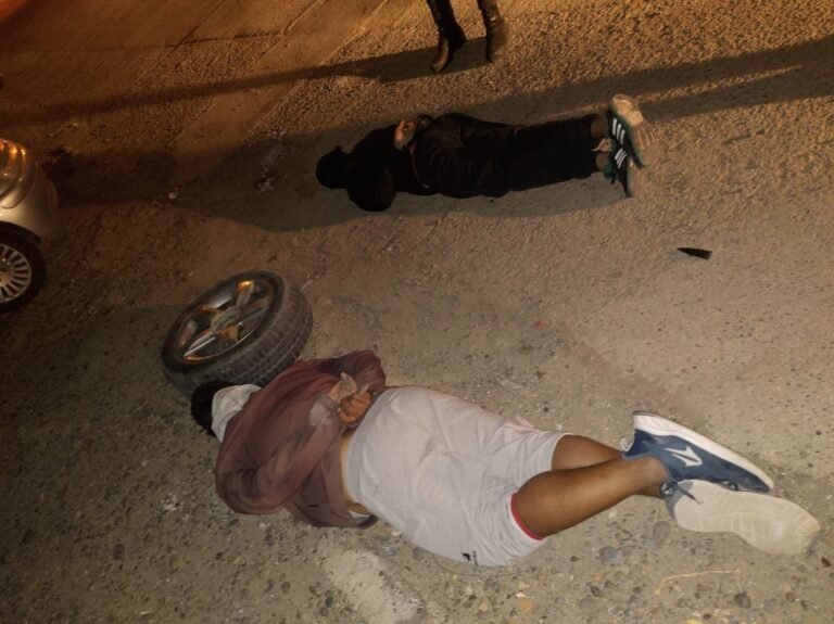 Intentó robar una cubierta y contaba con libertad condicional