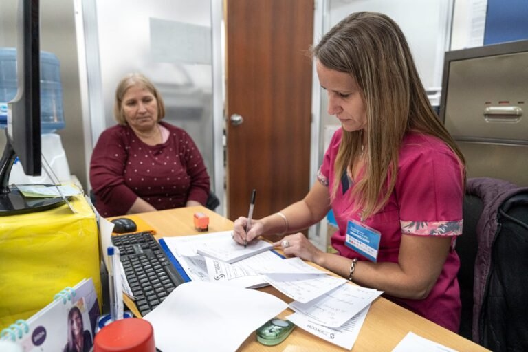 Se realizaron más de 100 controles ginecológicos en la jornada integral por el Día Internacional de la Mujer
