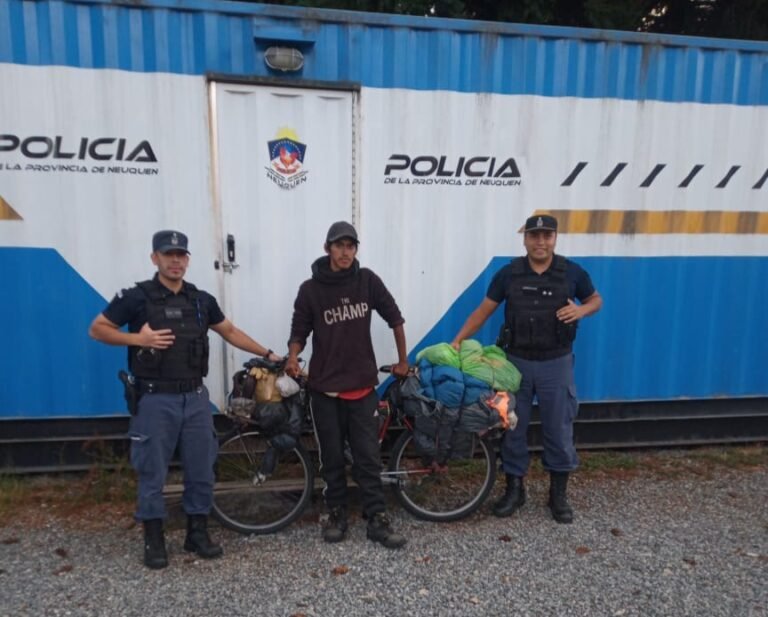 Encontraron en Lago Espejo al joven ciclista