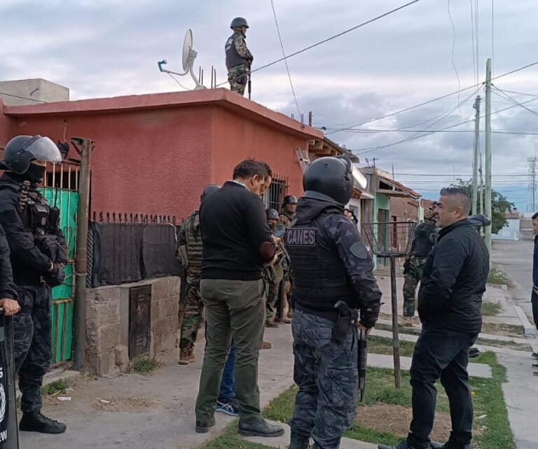 Atraparon a un delincuente buscado por homicidio