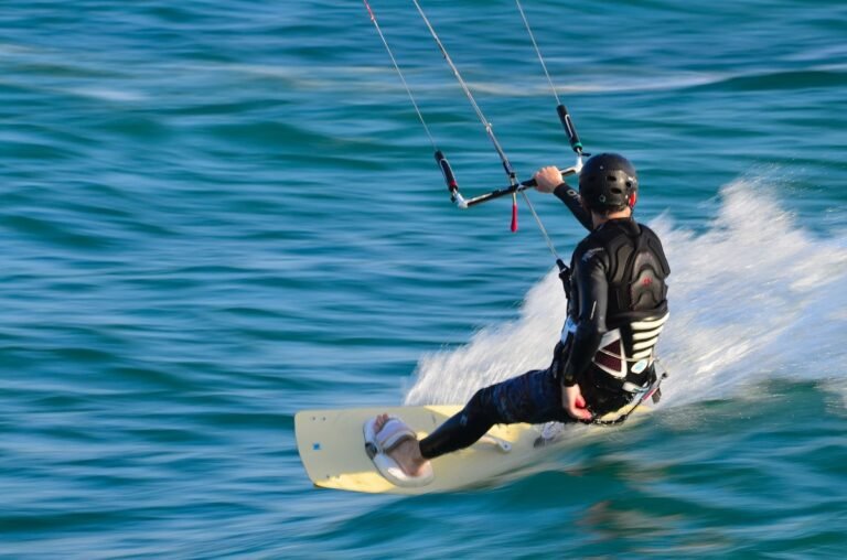 El Kitesurf conquista las aguas de Sarmiento: Se realizará el 7° Encuentro Patagónico