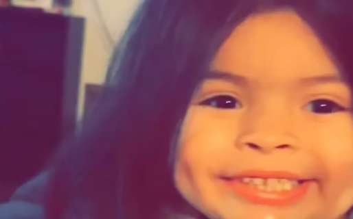 Una nena murió atropellada por un camión que manejaba un chico de tres años: “Todo pasó en un minuto”