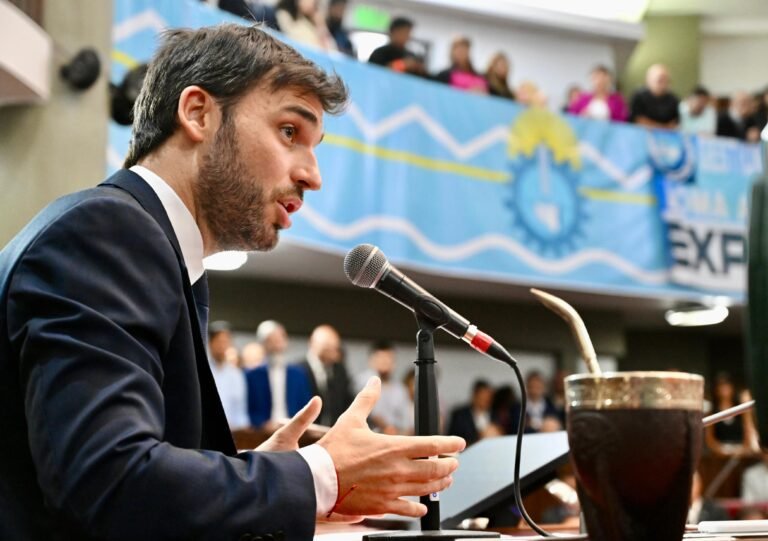 Apertura de sesiones:“Si nos tocan nuestros recursos vamos a dar pelea”