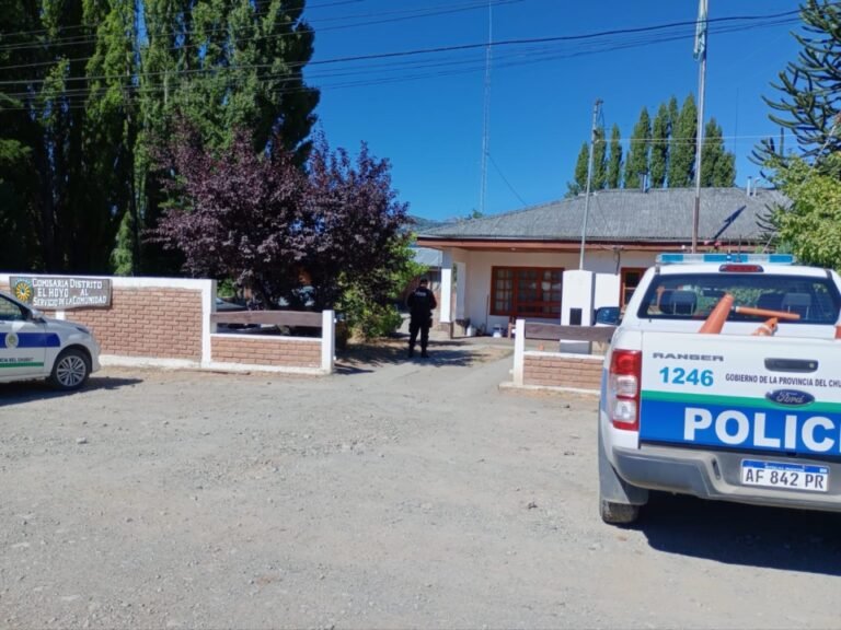 Robaron en una vivienda, encerraron en el baño a una pareja y escaparon