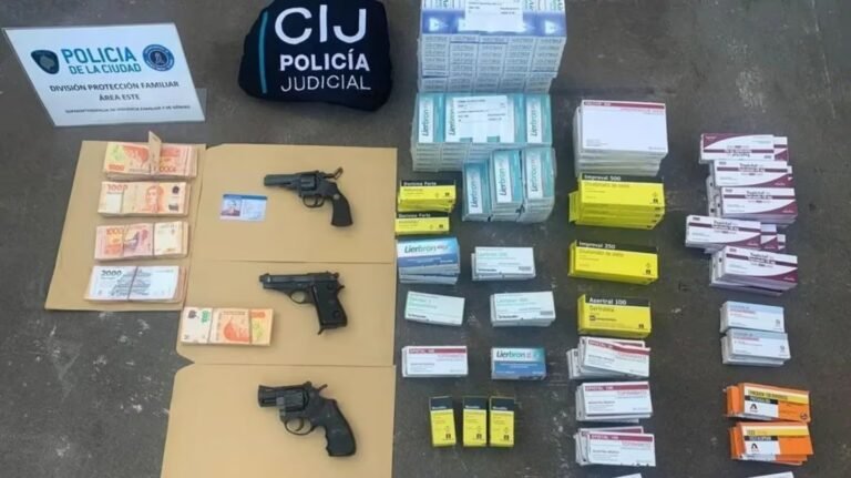 Detuvieron a un psiquiatra acusado de haber mantenido cautiva a su esposa durante un año
