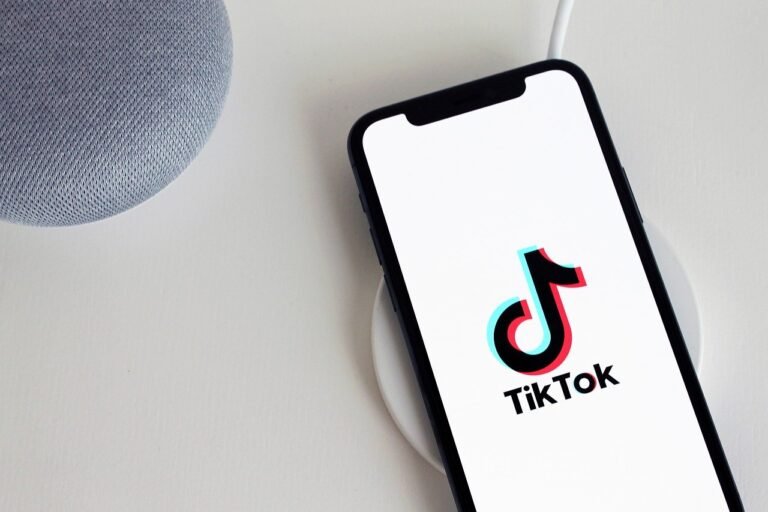 Por un reto de Tik Tok dos menores se escaparon de la escuela y desaparecieron