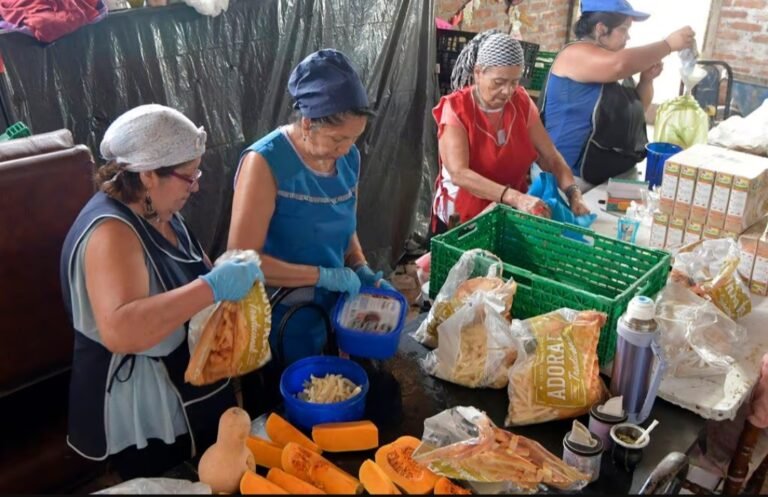 La Iglesia se preocupa por la crisis social: “Hay gente que debe elegir entre comer o comprar remedios
