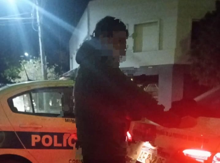 Tres jóvenes fueron detenidos tras robar plantines de cannabis