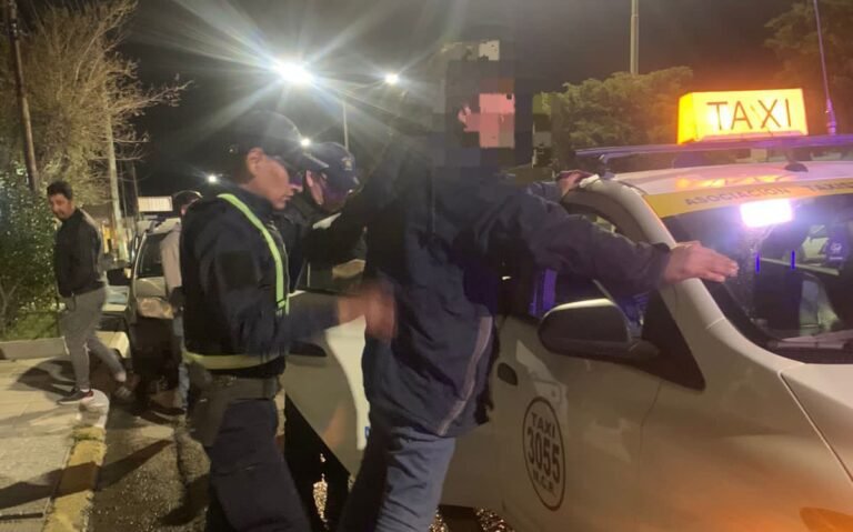 Tenía pedido de captura, se negó a pagarle al taxista y terminó detenido