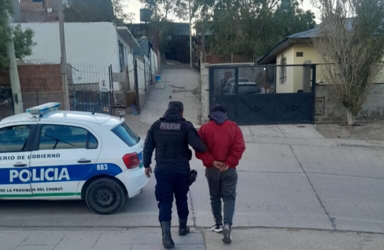 Detuvieron a un sujeto con pedido de captura vigente en el barrio Quirno Costa