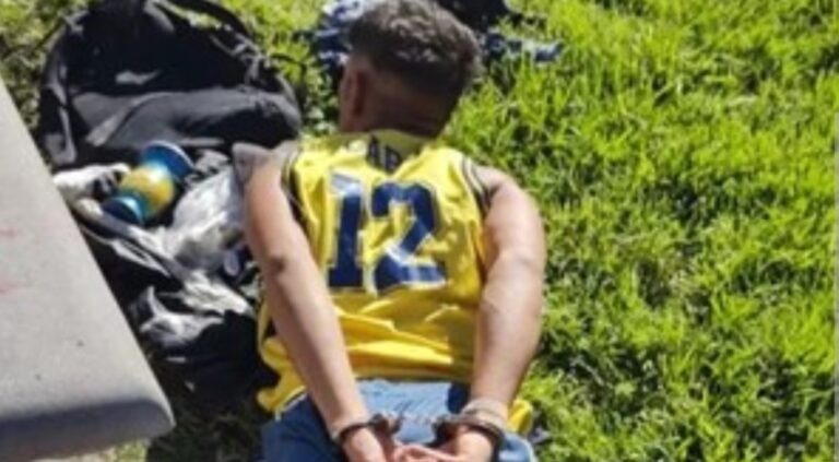 Detuvieron a un hombre que intentó entrar a la Casa Rosada con un machete