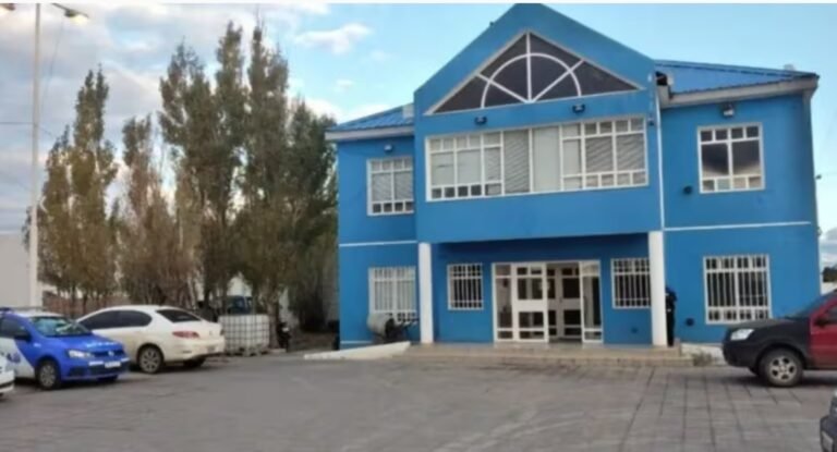 Un hombre se separó de su pareja y denuncian que renunciaría al trabajo para no pagar la cuota alimentaria