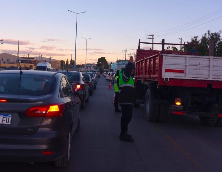 Más de 15.000 vehículos controlados en Chubut durante el fin de semana extra largo
