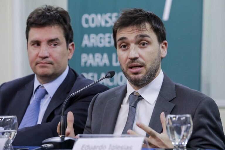 Torres: “Si queremos sacar el país adelante, la educación pública tiene que ser prioridad”