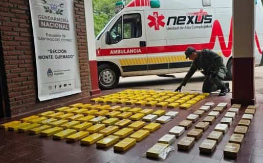 Transportaban 134 kilos de cocaína a bordo de una ambulancia