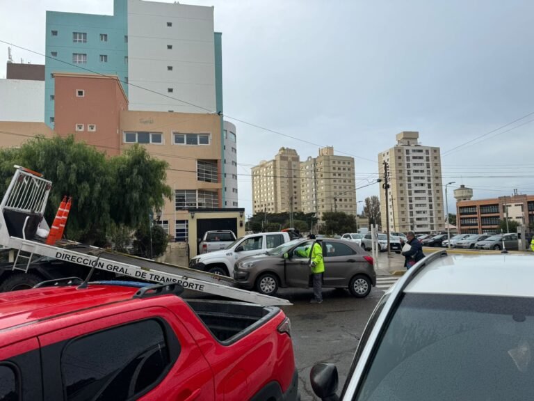 “Le secuestraron el auto a una persona que se la está rebuscando para trabajar”