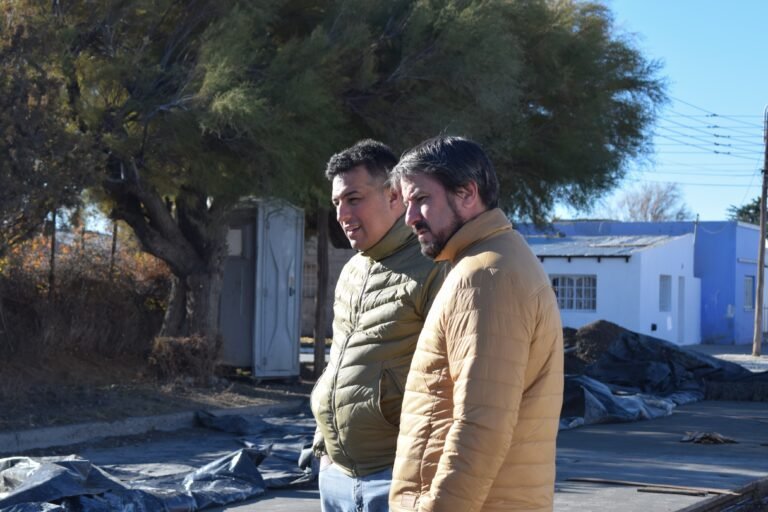 Balochi recibió a Merino: le mostró el programa de pavimentación y la gestión de residuos municipal