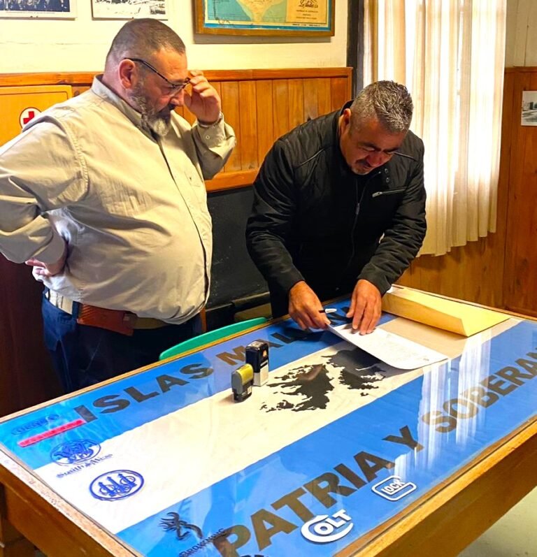 Firman un convenio para instalar la Delegación Provincial de la ANMaC en Comodoro Rivadavia