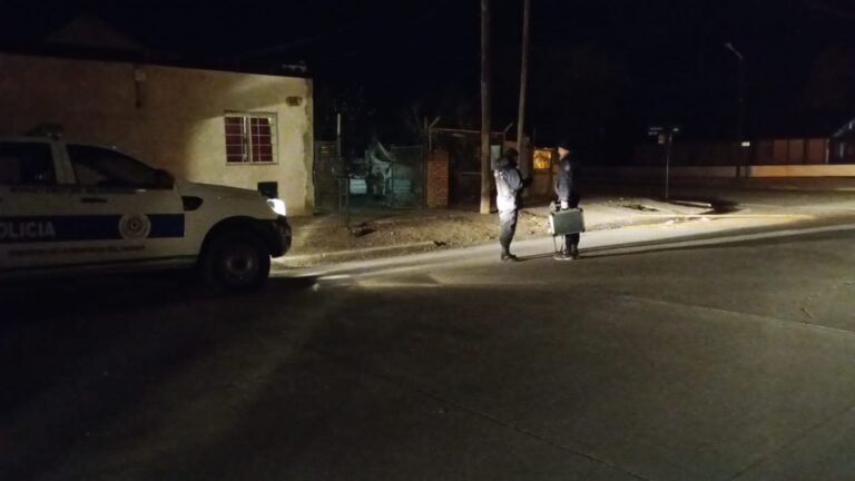 En medio de una reunión familiar, un joven hirió a su tío con un arma blanca