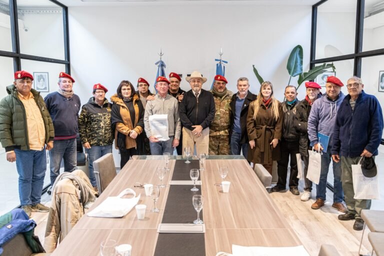 Macharashvili recibió a los soldados apostados en Diadema durante la Guerra de Malvinas