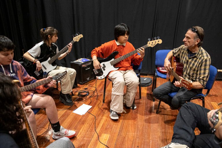 Cultura ofrece más de 200 talleres gratuitos en distintos puntos de la ciudad