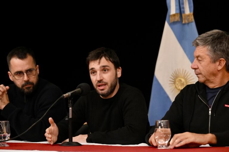Torres presentó Ley de Promoción Turística y anunció una inversión millonaria para Esquel