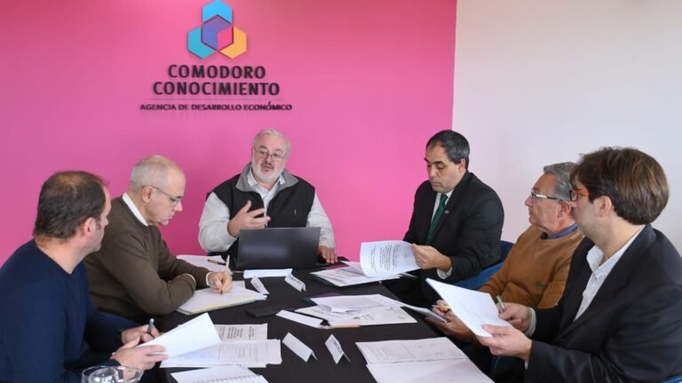 Comodoro Conocimiento definió metas para el segundo semestre