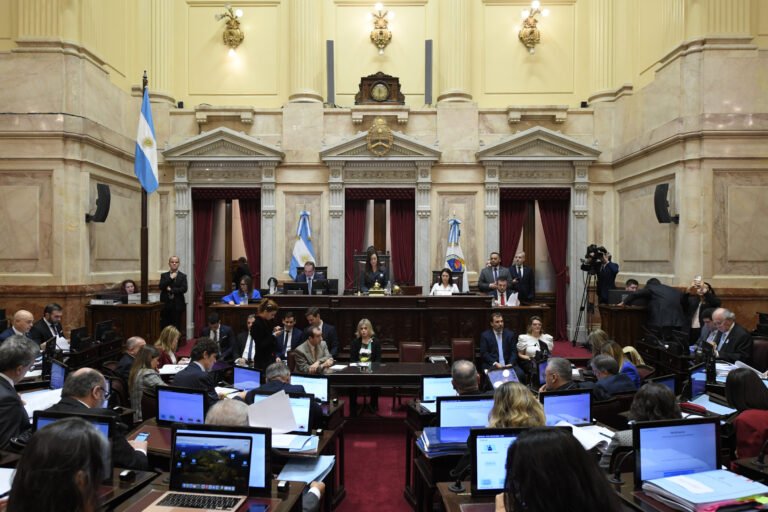 Con cambios y el desempate de Victoria Villarruel, el Senado aprobó en general la ley Bases