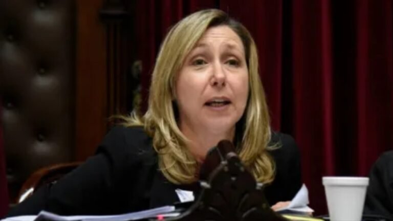 La diputada Myriam Bregman dijo que «Milei tiene más millas que Marley»