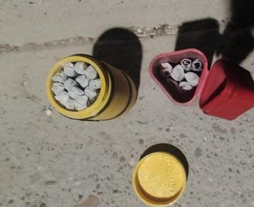 Detuvieron a dos jóvenes con 11 gramos de marihuana