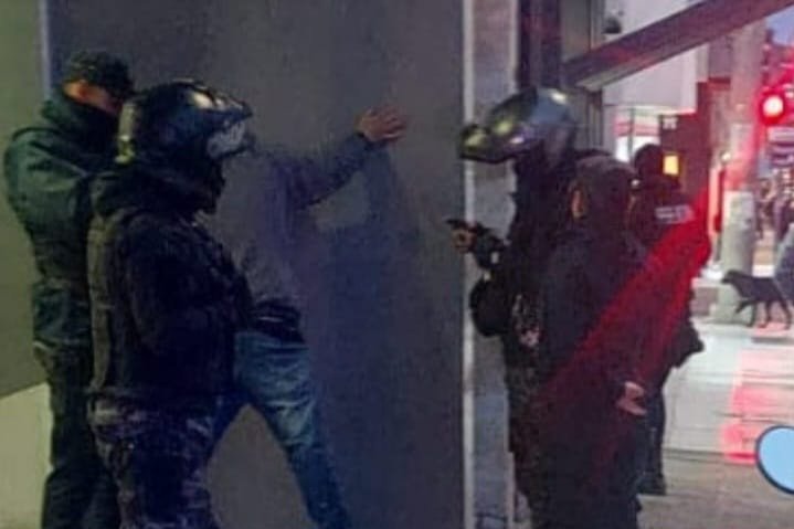 Paseaba por el Centro y tenía pedido de captura vigente por rebeldía