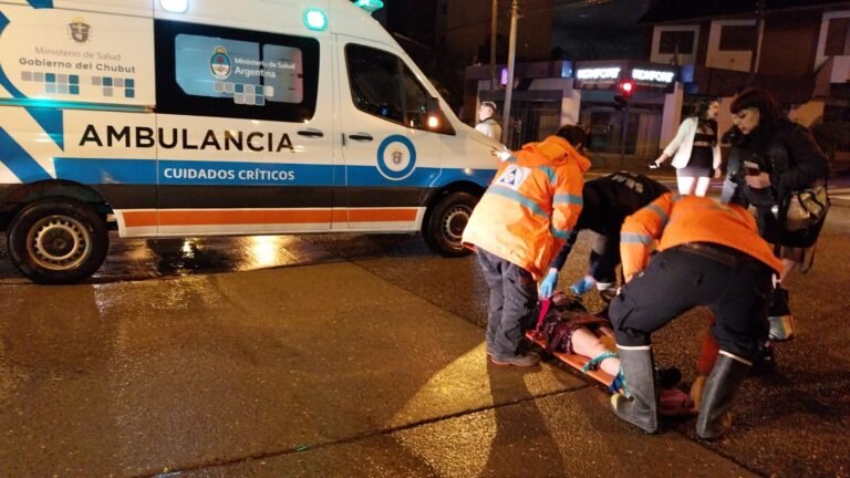 Atropelló a una joven y se escapó
