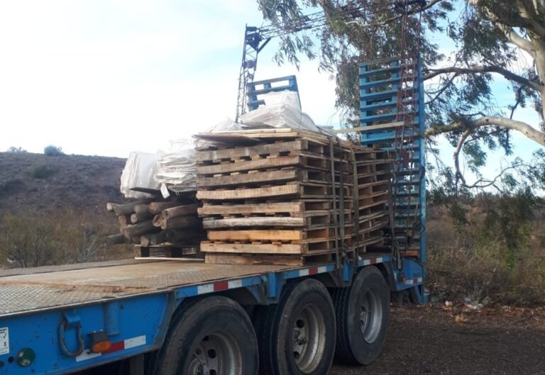 Le retuvieron el camión en Vialidad, pero el chofer lo fue a buscar y se dio a la fuga