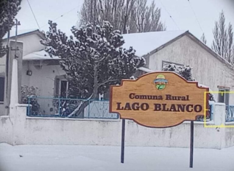 La familia perdida en el temporal estaba en Lago Blanco