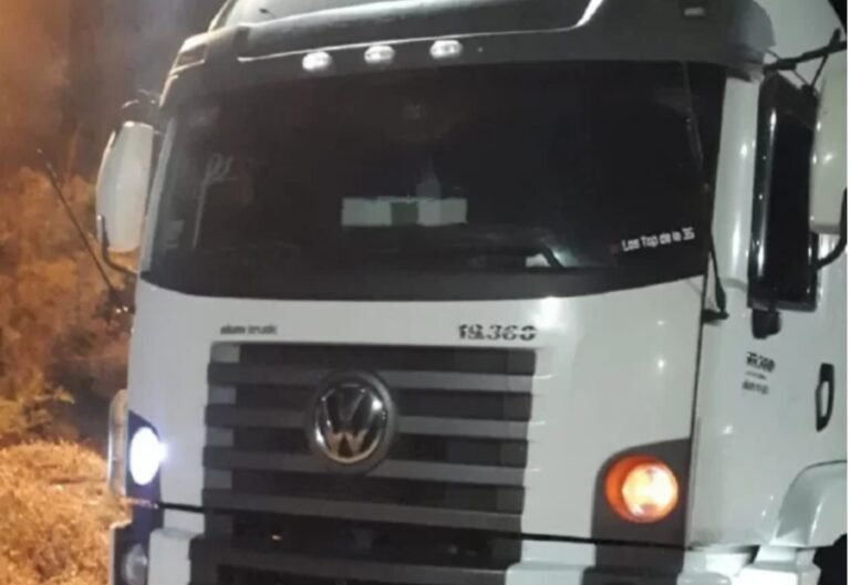 Secuestraron un camión en la Ruta Nacional 3