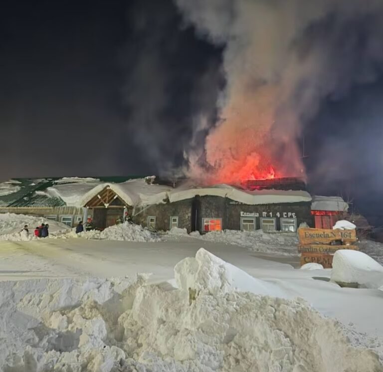 Por el fuerte temporal, se incendió una única escuela y 285 alumnos estarán sin clases un mes