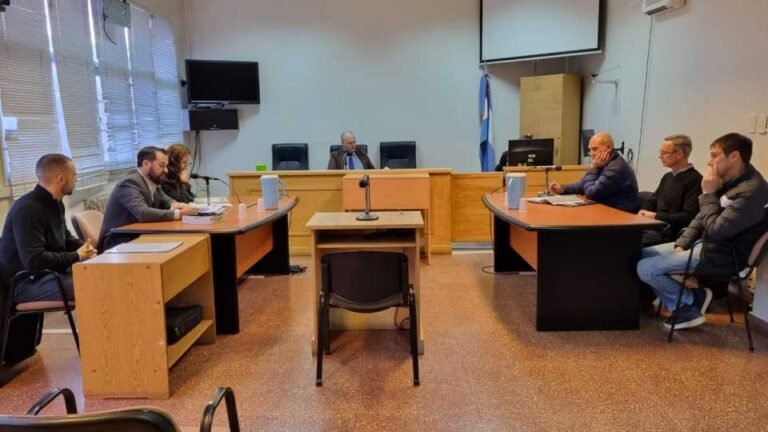 Investigan a dos funcionarios de Vialidad Provincial por malversación