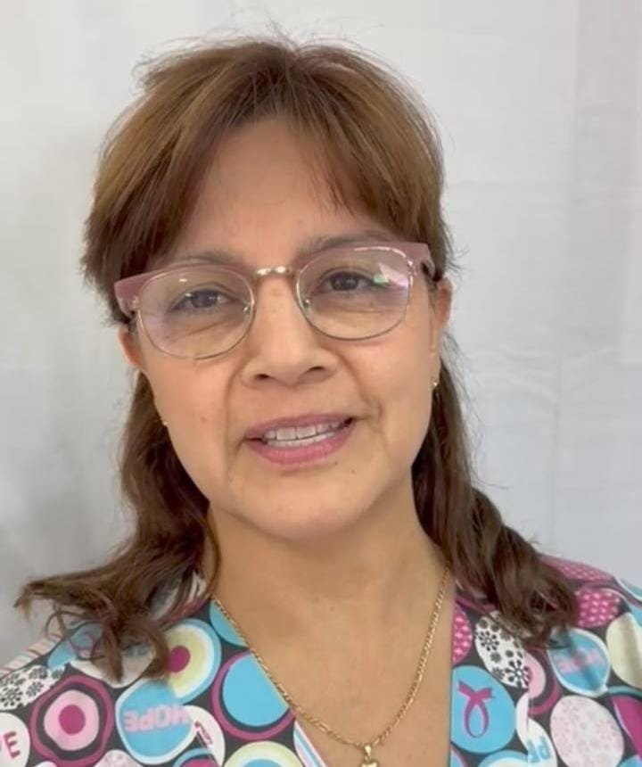 Una enfermera pedíatrica se jubiló luego de 32 años de servicio en el hospital