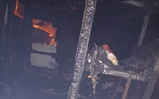 Perdieron todo en un incendio y piden ayuda para reconstruir su casa