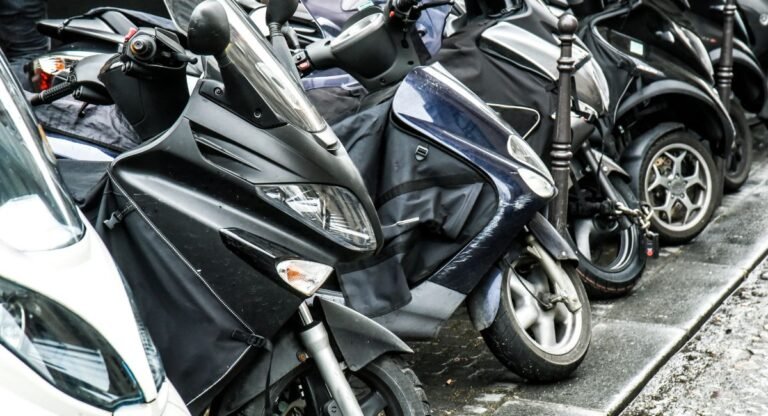 Buscan actualizar la normativa vigente que regula la circulación de motos