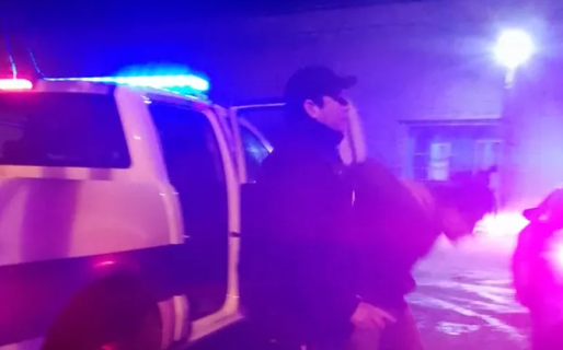 Robaron en una vivienda, quisieron escapar por una ventana pero fueron detenidos