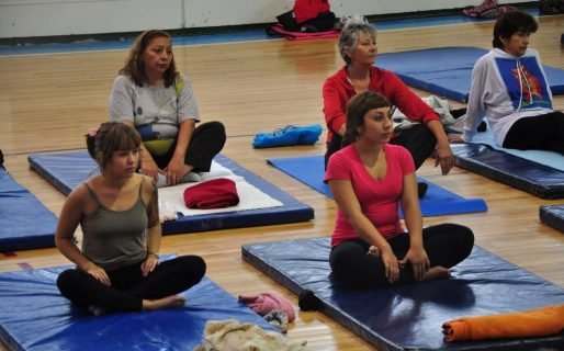Realizarán una masterclass solidaria de yoga para colaborar con el Hospital Regional