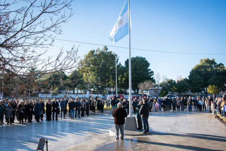 Rada Tilly celebró el Día de la Independencia con un emotivo acto