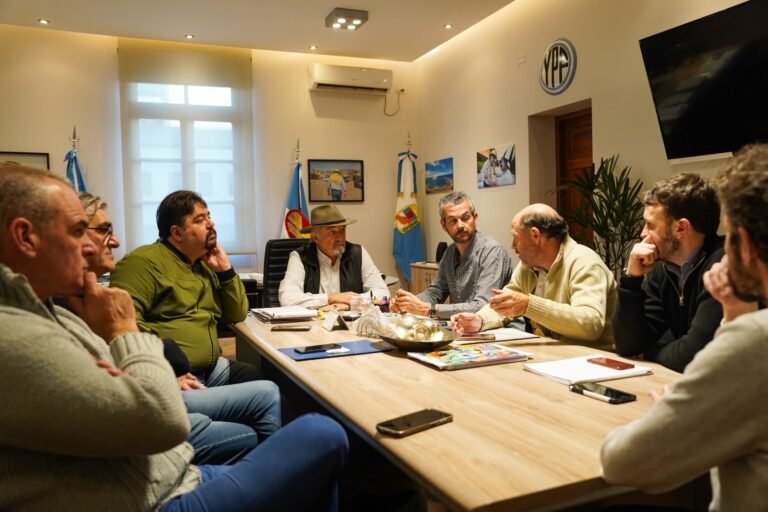 “Provincia aportará 600 millones para iniciar la defensa costera que tiene un valor de 12.500 millones de pesos”