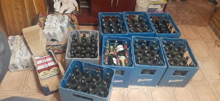 Secuestran más de 400 litros de bebidas alcohólicas